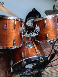 Batteria Pearl con piatti