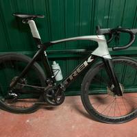 bici da corsa TREK MADONE SLR 7 2020 ultegra di2