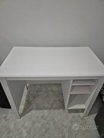 
IKEA Scrivanie BRUSALI 90x52 cm – Bianca