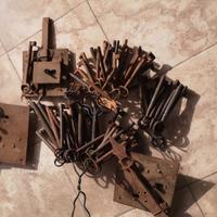 chiavi  e serrature vintage