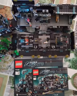 Lego Agents Chima City Ninjago Worl Racer XIX