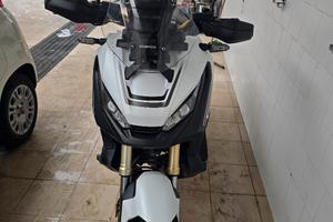 HONDA XADV 750