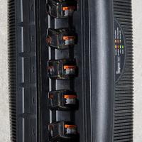 caricabatterie per radio Motorola Vhf e Uhf