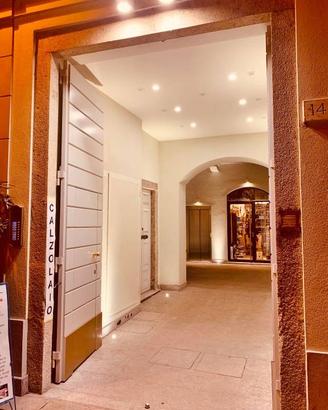 Attività / Licenza di 75 m² con 3 locali a Como