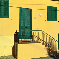 Casa indipendente vista mare con posto auto