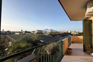 PORZIONE DI BIFAMILIARE A SCAFATI