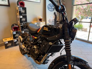 Royal Enfield Guerrilla Mid