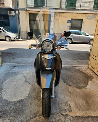 Aprilia Scarabeo 250
