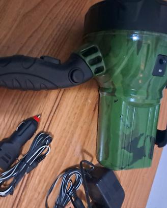 JUNGLE TORCIA RICARICABILE A LED 3W

