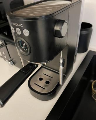 Macchina caffe a cialde o caffe in polvere