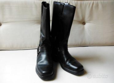 stivali tipo Frye 44