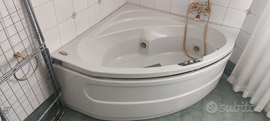 Vasca Idromassaggio Jacuzzi Angolare JP 8 Completa