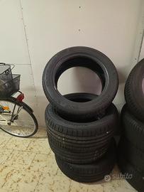 4 Pneumatici estivi Kumho 215/55 R18 95 H - NUOVI
