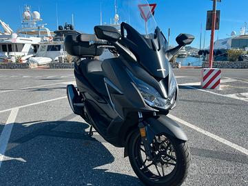 HONDA FORZA 350 - 2000Km