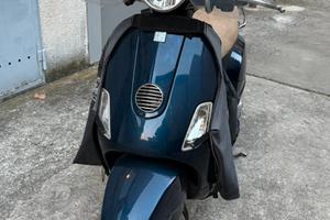 Vespa LX 150