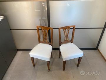 2x sedie stile neoclassico, solo ritiro a Milano