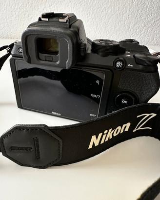 Nikon z50 con garanzia usata una volta