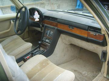 Mercedes sl (r232) - 1978