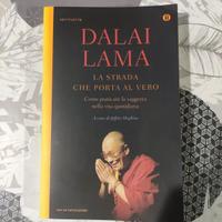 Libro La strada che porta al vero Dalai Lama
