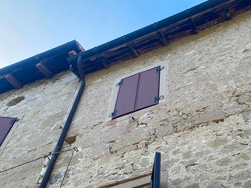 Casa indipendente con terreno a Camugnano (Verzuno