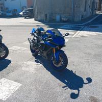 Yamaha YZF R1 - 2020