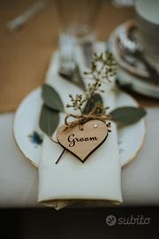 Segnaposto a forma di cuore con nome inciso