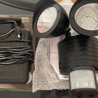 Fari led solari giardino