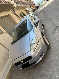 FIAT Grande Punto 1.3 MJT 75 CV 5 porte Active