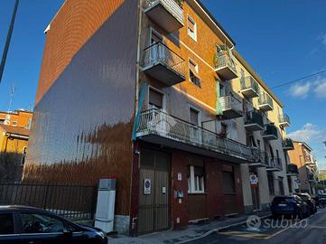 2 LOCALI A BRESSO