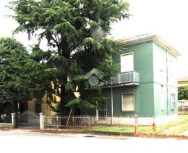 CASA INDIPENDENTE A CESENA