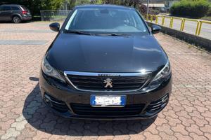 Peugeot 308 Puretech benzina 130 cv