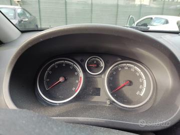 Quadro strumenti OPEL CORSA D 1229cc benz 2011