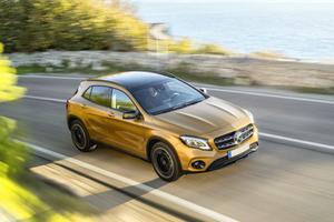 MERCEDES-BENZ GLA 180 Premium