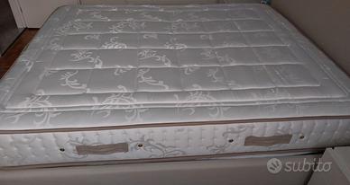 Materasso matrimoniale molle insacch + memory foam