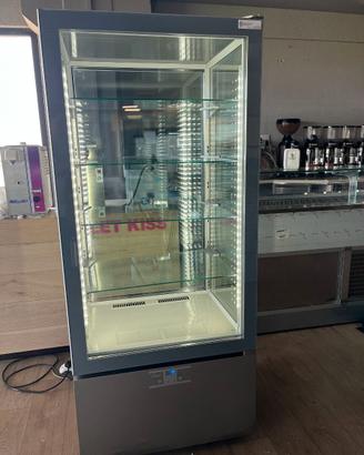 Vetrina refrigerata pasticceria