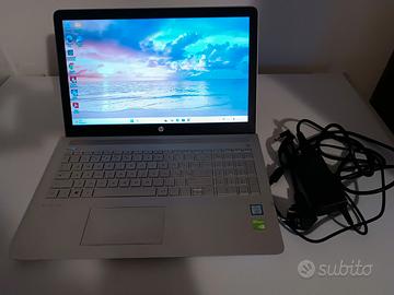 HP Pavilion i7 7500U,  940MX, 8GB, SSD 250GB, W11