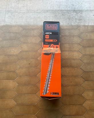 Tagliasiepi BLACK+DECKER 18V 45
