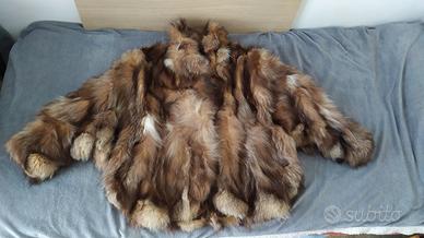 Pelliccia code di volpe modello pipistrell