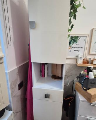 Colonna bagno con specchio girevole