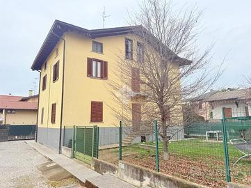 2 LOCALI A CARBONATE