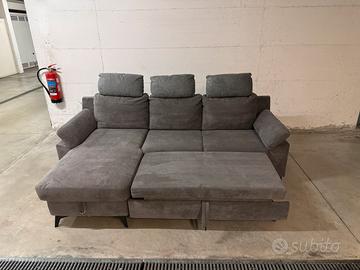 Divano angolo con letto in tessuto grigio