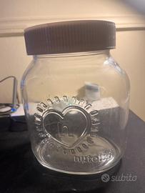 Contenitore di nutella grande