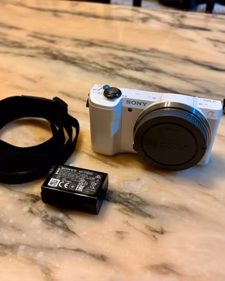 Fotocamera Digitale Sony Alpha A5000 Mirrorless