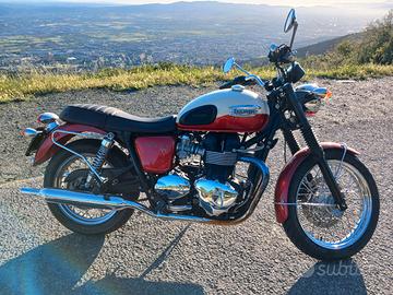 Triumph Bonneville T100