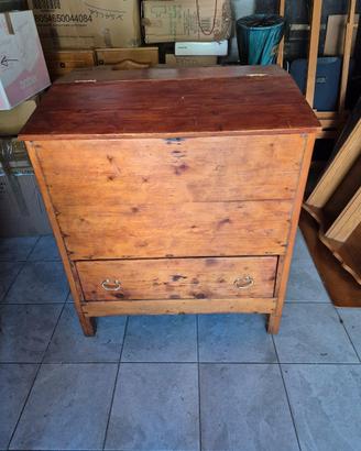 antica madia in legno anni 50