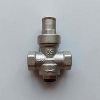 Riduttore di pressione F/F da 1/2", Made in Italy