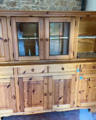 MOBILE CREDENZA