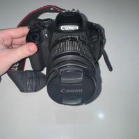 CANON EOS 600D con Obiettivo 18-55mm