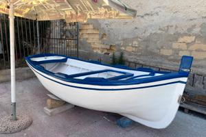 Lancia 4,2m resinata