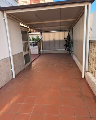 Tettoia 7 x4 metri come nuova